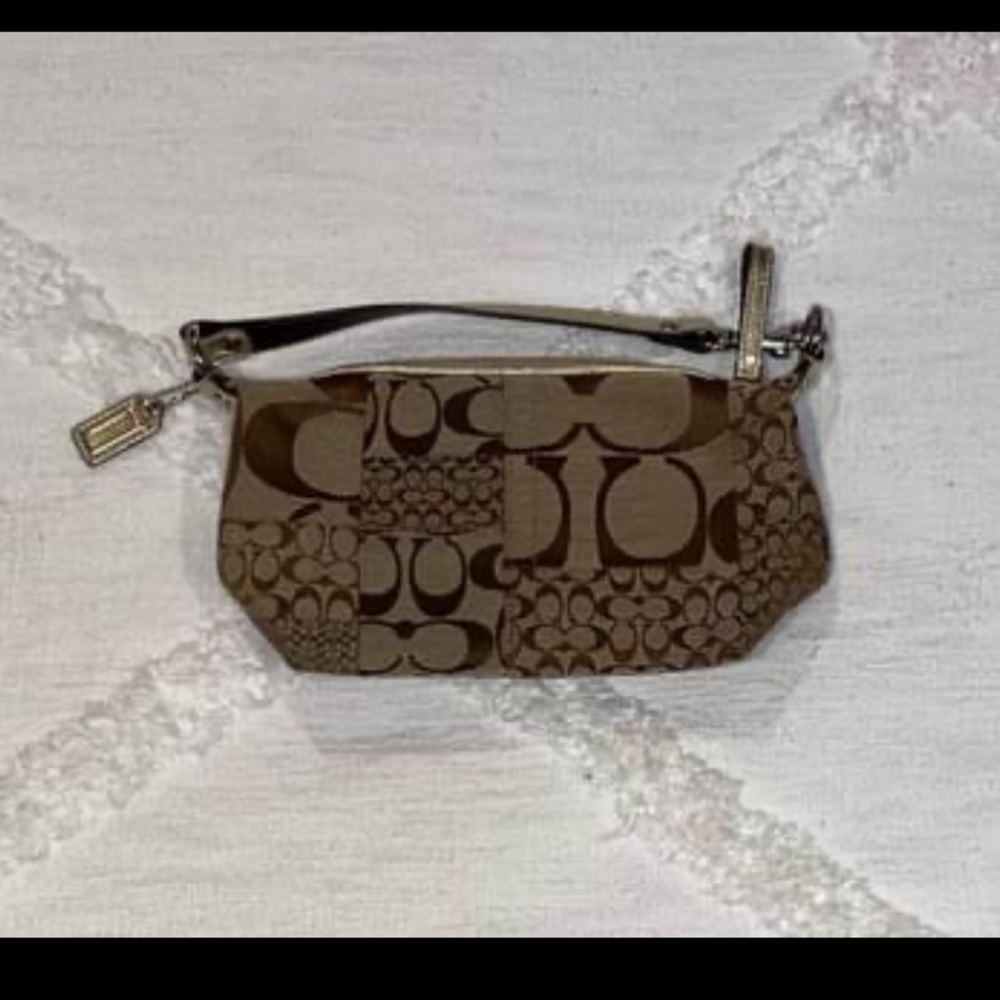 SOLD ON FACEBOOK Vintage Coach Purse